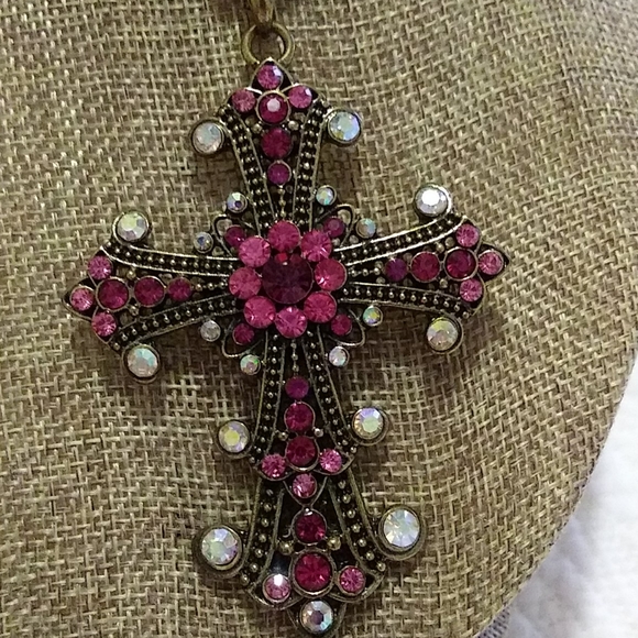 Neclace - Picture 5 of 5